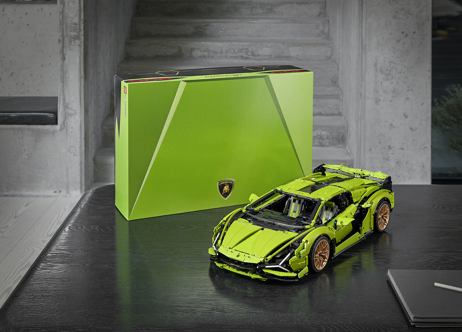 LEGO Introduces the New Technic Lamborghini Sián FKP 37 (42115